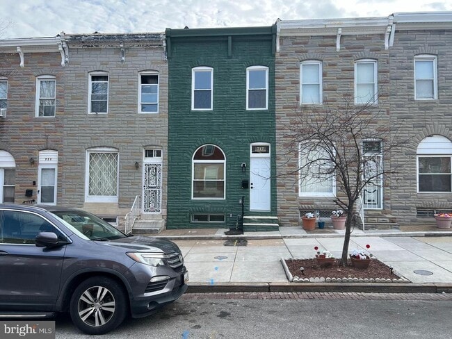 Building Photo - 717 N Collington Ave