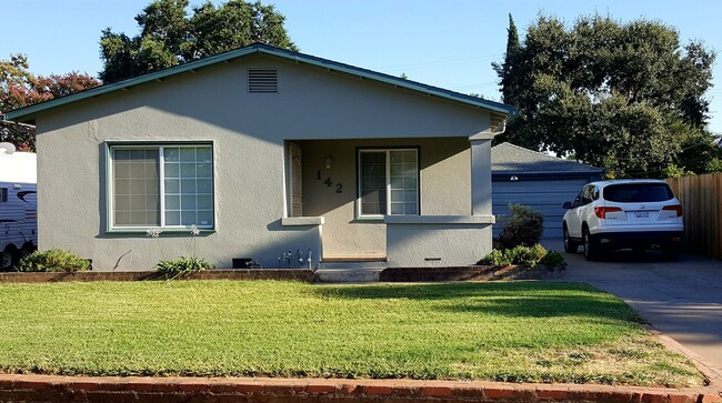 Building Photo - Available now! El Camino & Colfax - 2 bedr... Rental