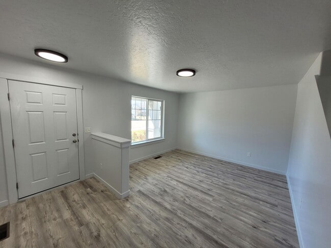 Photo - Spacious Home For Everyone!