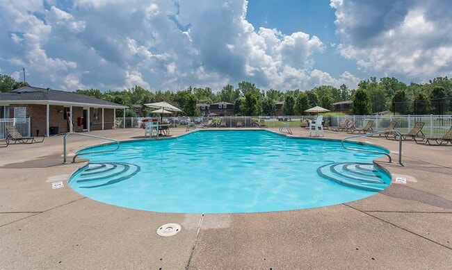 Willowbrooke Apartments & Townhomes