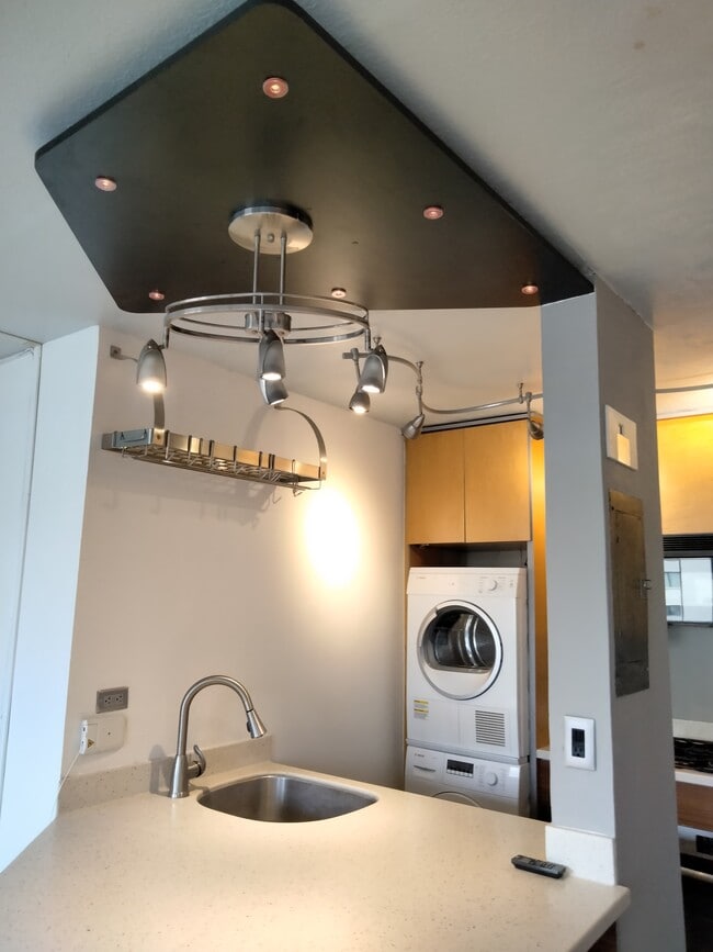 Washer/Dryer; Pot & Pan Hanging Rack - 1571 Piikoi St Unit 501
