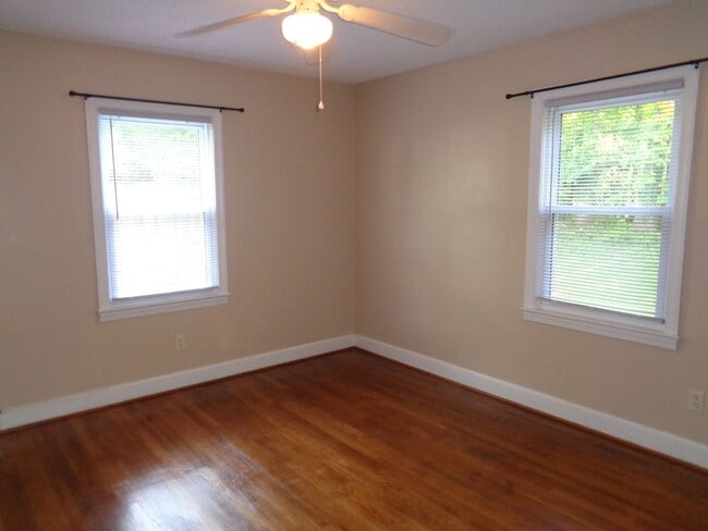Photo - 2-bedroom House off Country Club