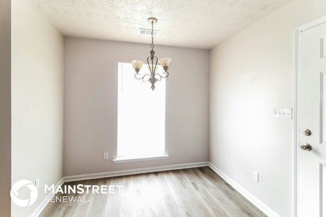 Photo - 1010 Overlook Dr