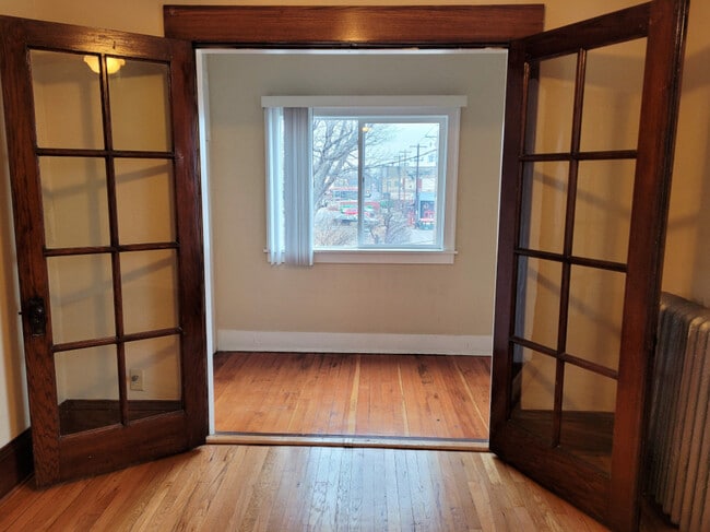 Photo - Fry Street Station