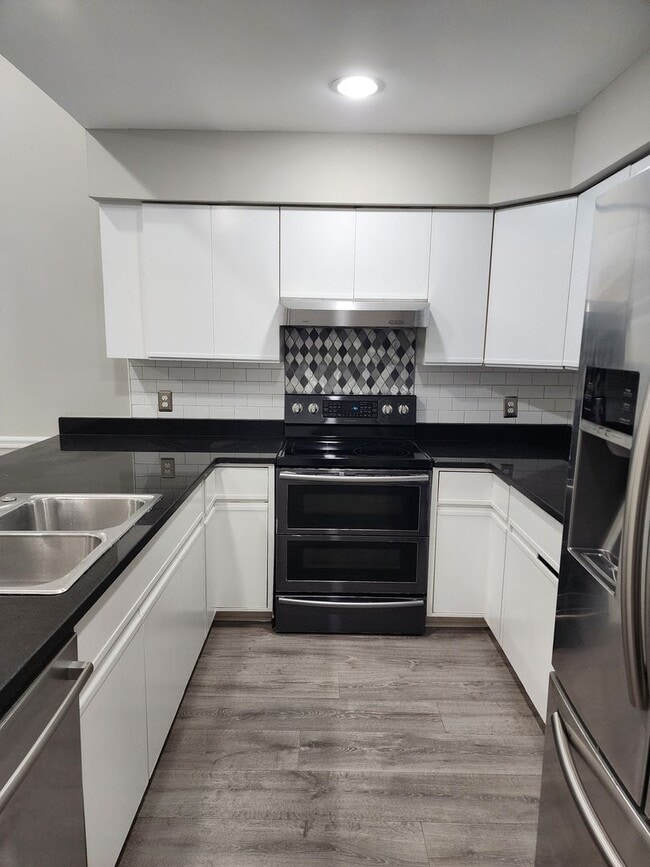 Photo - Available Mid MAY -Newly Remodeled, 2 Bedroom, 2.5 bath townhome in Vernon River Plantation.