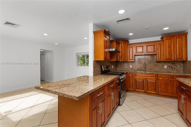 Photo - 251 NW 110th St
