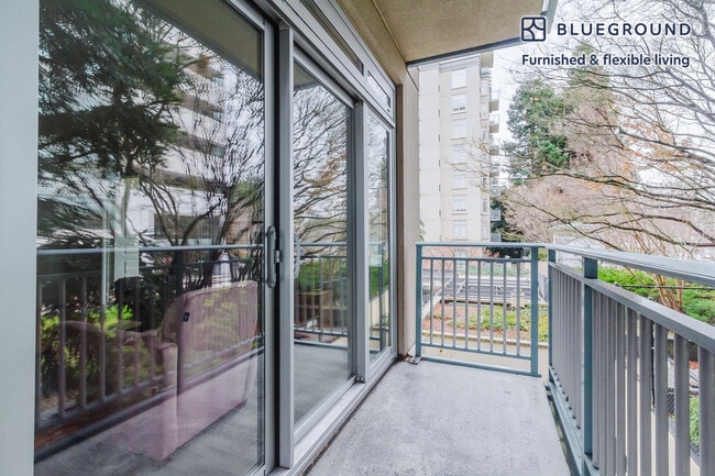 Photo - 2400 W El Camino Real Unit FL3-ID1790