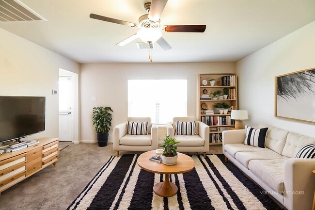 Photo - 26848 Steinbeck Dr