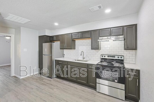 Photo - 4006 Fair Park Blvd