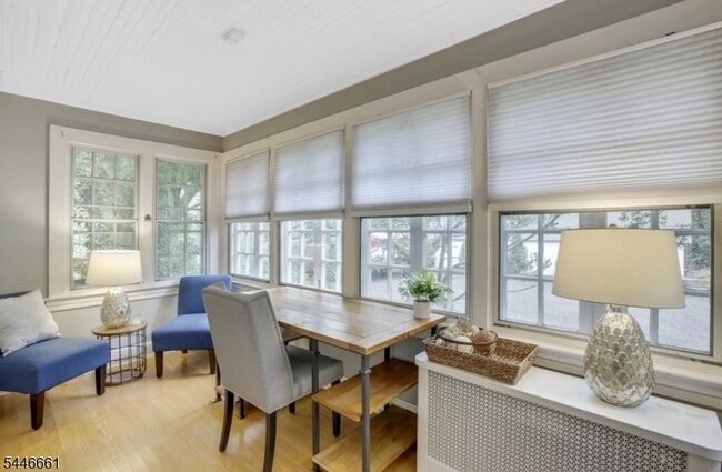 Photo - 14 Edgewood Terrace