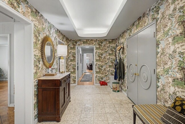 Photo - 8311 Juniper Ln