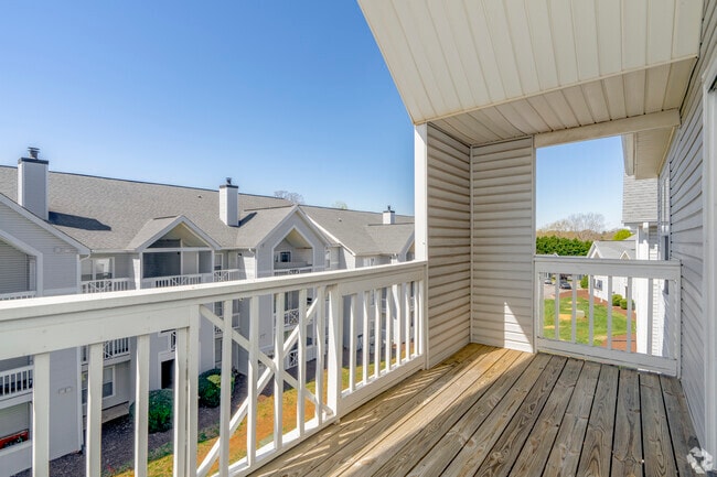 The Whitney - 3rd Floor - 2BR, 2BA - 1,000SF - Patio