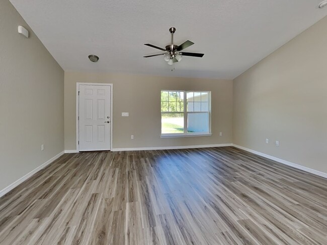 Photo - 22222 SW Marine Blvd