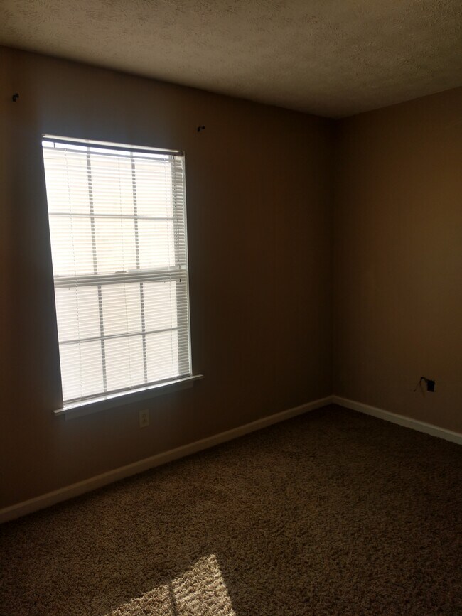 Photo - 709 Littlebrook Rd Unidad 3