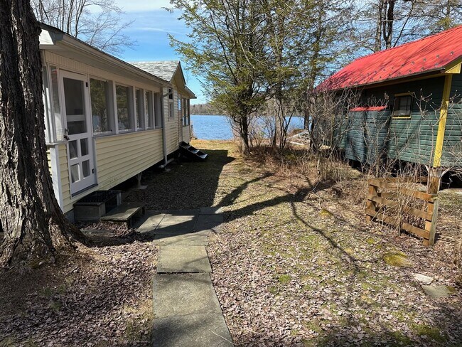 Photo - 38 Jay Vee Wy