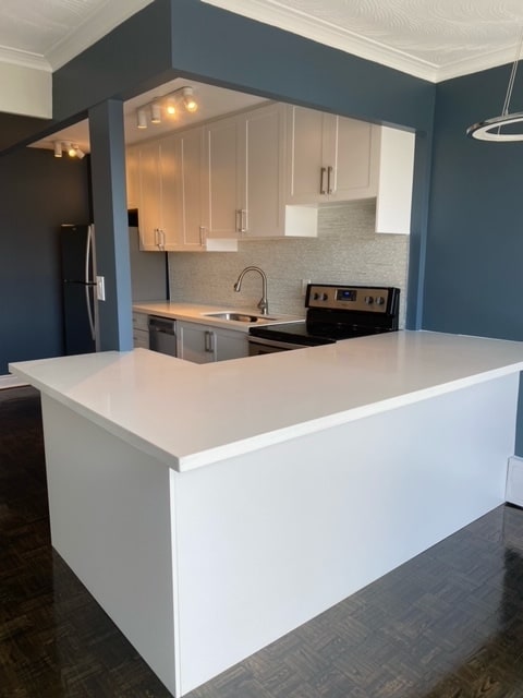 Photo - Beautiful 1 Bedroom, Balcony with Lake View and Full Marble Bathroom Unit 46