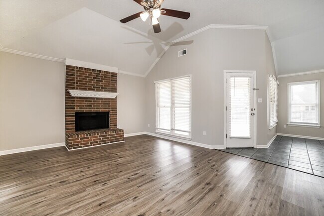 Photo - 7907 Tankard Dr