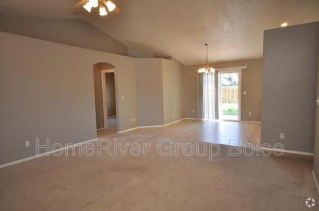 Building Photo - 16870 N Barrymore Dr Rental