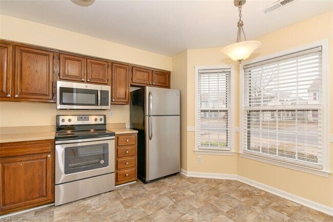 Photo - KEMPSVILLE LAKE