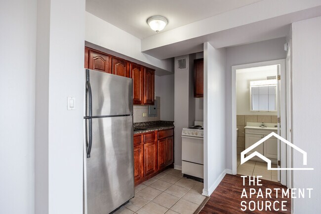 Building Photo - 4180 N Marine Dr Unit 1006 Rental