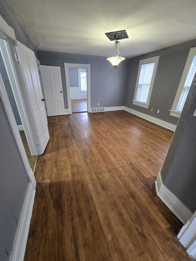 Living Room - 1680 N Franklin Pl Apartments Unit 1680