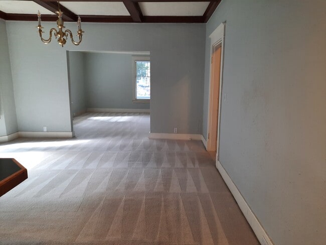 Photo - 145 S Franklin Ave Unidad B