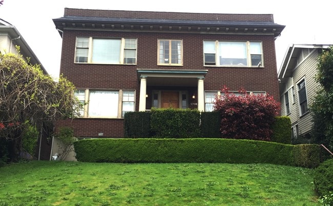 Photo - 2726Franklin