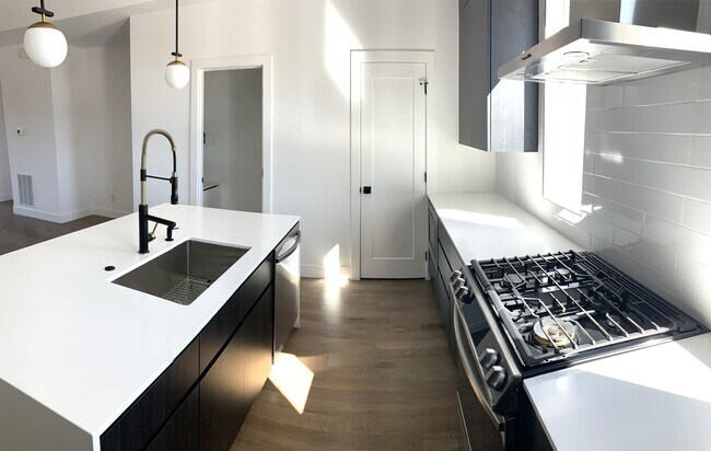 Photo - 2160 Youngfield St