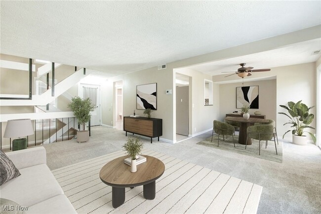 Photo - 267 Deepwood Dr