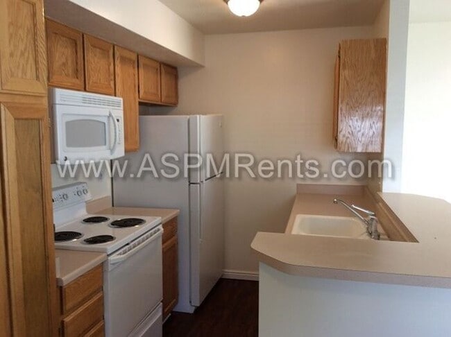 Photo - W Jordan Nice 3 Bed 2 Bath Townhome with pool