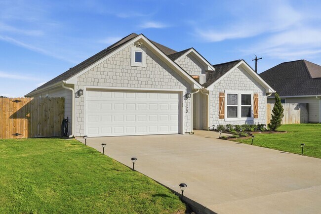 Photo - 173 Brazos Bnd