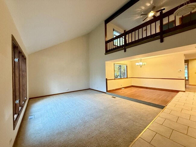 Photo - 1205 N Scarlet Ct