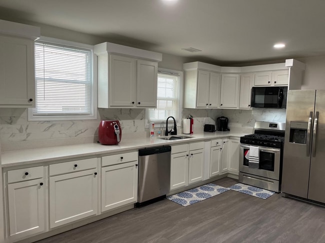 Photo - 5207 38th Ave