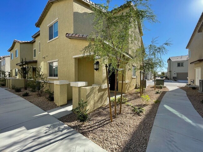 GATED 3 BED 2.5 BATH 2 CAR GARAGE + LOFT IN NORTH LAS VEGAS