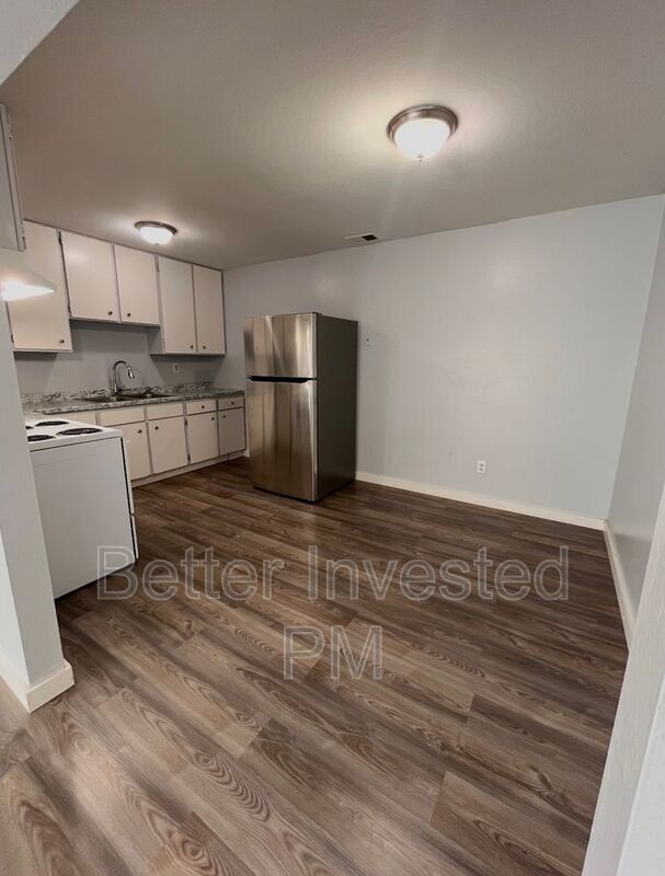 304 Cooper Ln Unidad E