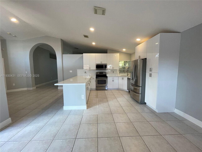 Photo - 16469 SW 100th Terrace