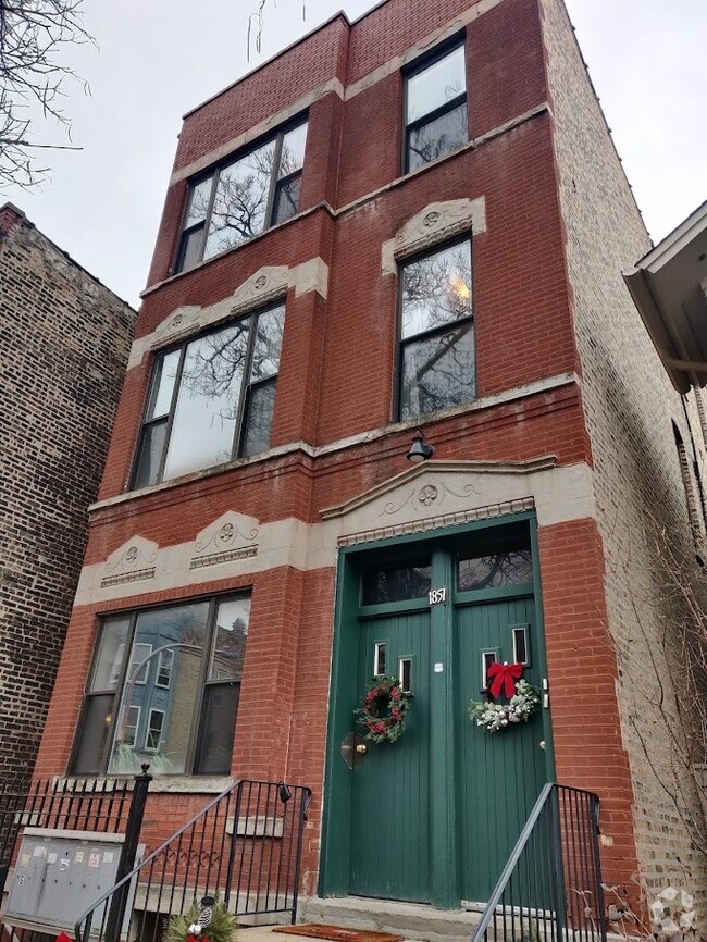 Building Photo - 1851 N Hoyne Ave Rental