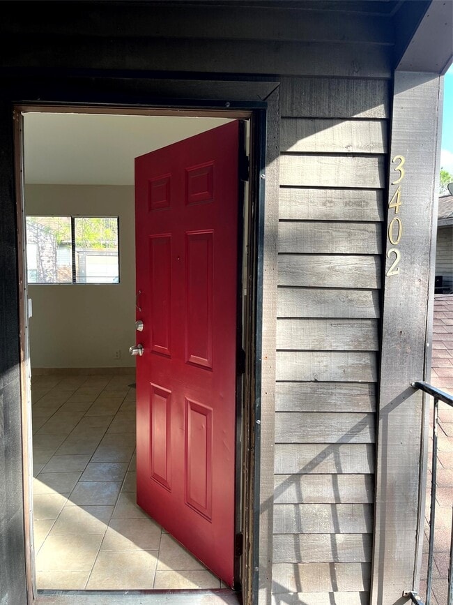 Building Photo - 7200 T C Jester Blvd Unit 3402