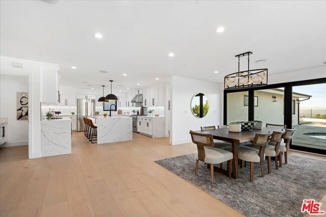 Photo - 15655 Castlewoods Dr