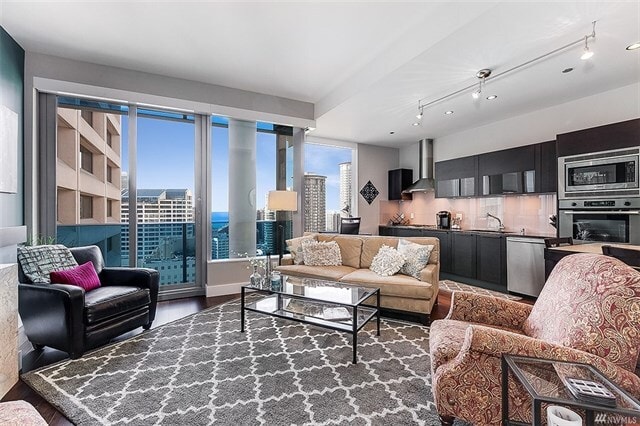 Building Photo - 737 Olive Way Unit 2410
