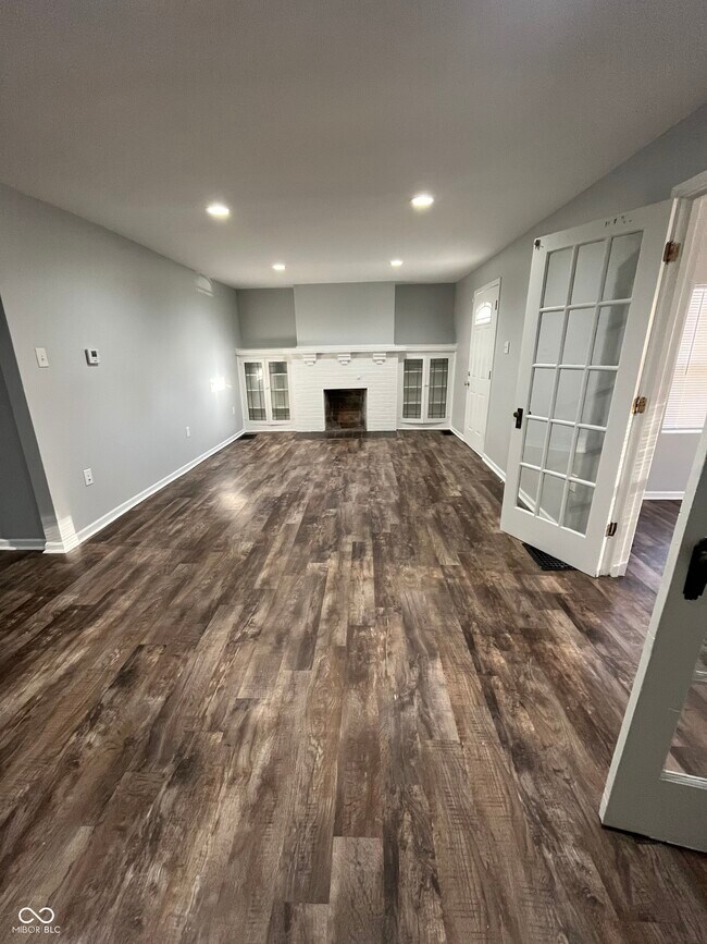 Photo - 742 N Denny St