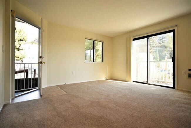 Photo - 3846 Buell St Unidad A