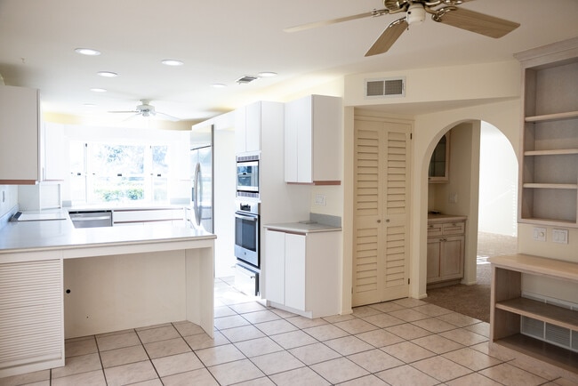 Photo - 2274 Caminito Castillo