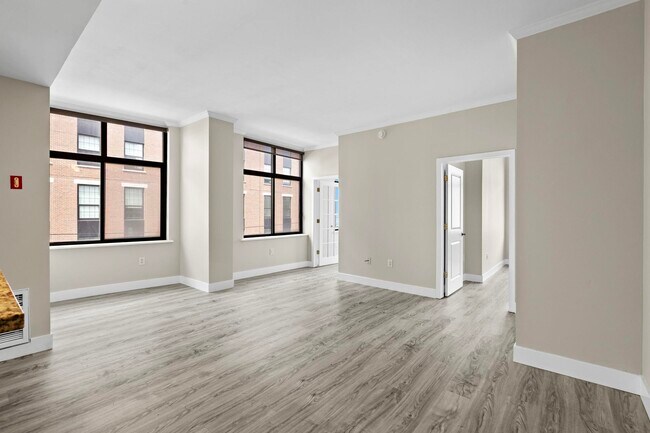 Photo - 610 Newark St. Unidad 4E