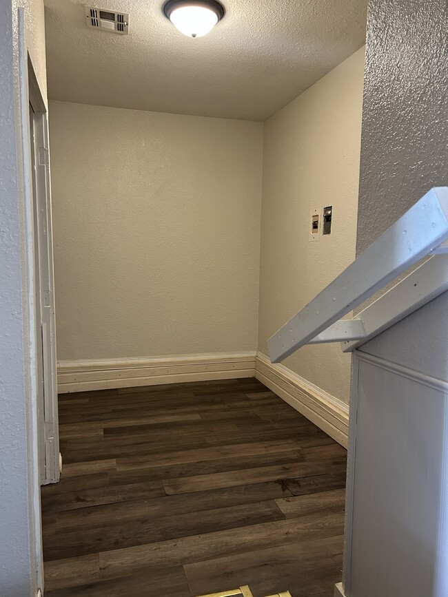 Photo - 1618 Mt Washington Rd