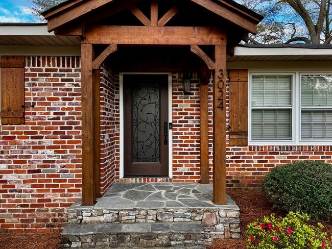 Photo - 3024 Whispering Pines Cir