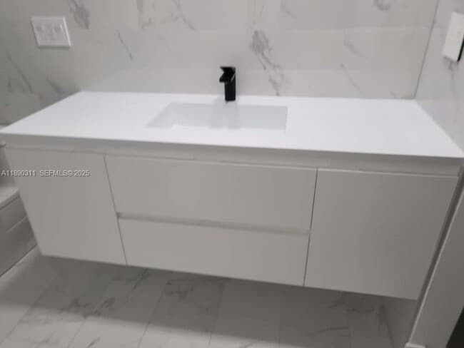 Photo - 1236 N Hiatus Rd Unit 1236