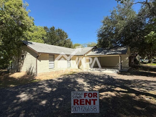 Photo - 4103 Family Tree Dr