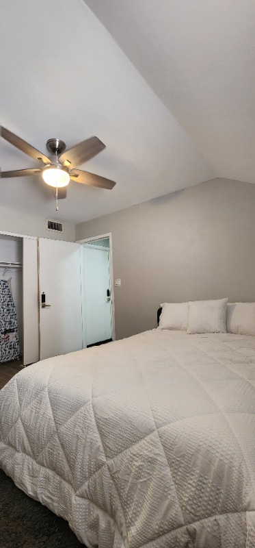 Photo - 1904 S Shannon Dr