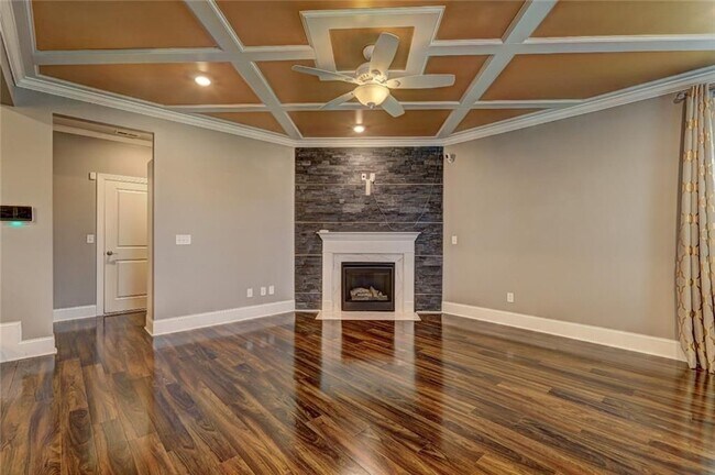 Photo - 4527 Bridgeway Rd